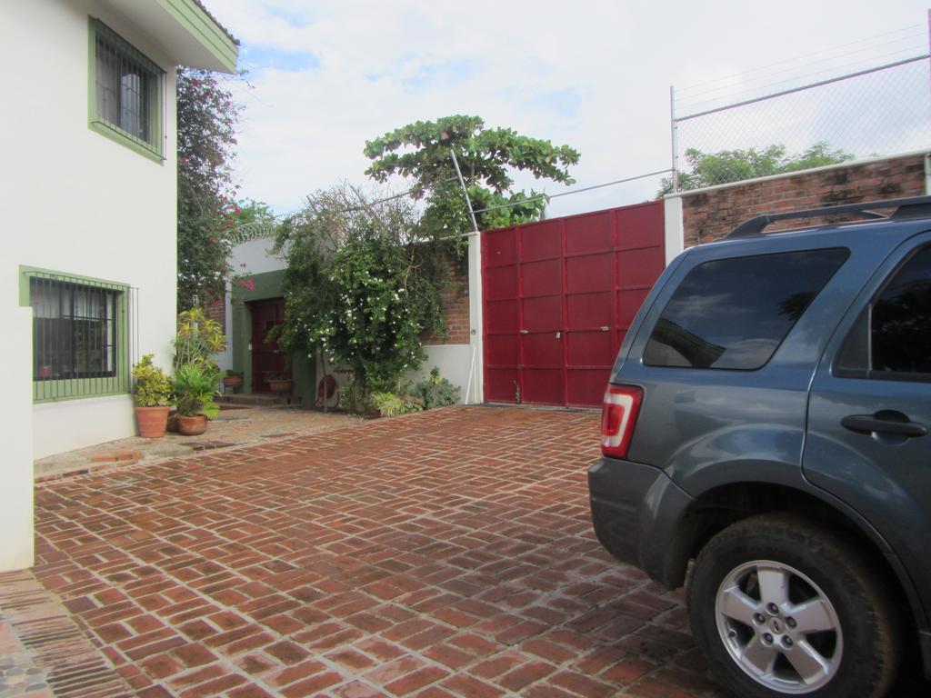 La Colorada Bed & Breakfast Zacualpan ภายนอก รูปภาพ