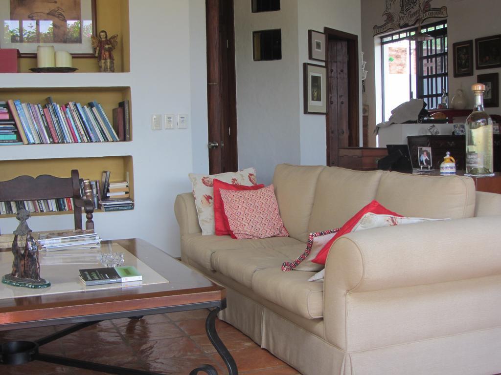 La Colorada Bed & Breakfast Zacualpan ภายนอก รูปภาพ