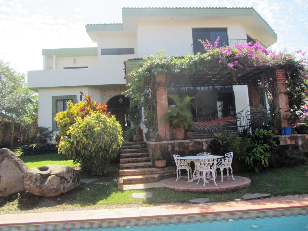 La Colorada Bed & Breakfast Zacualpan ภายนอก รูปภาพ